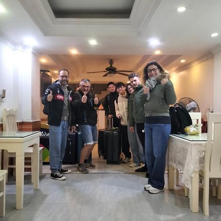 Roma Hotel Noi Bai airport Hanoi Esterno foto