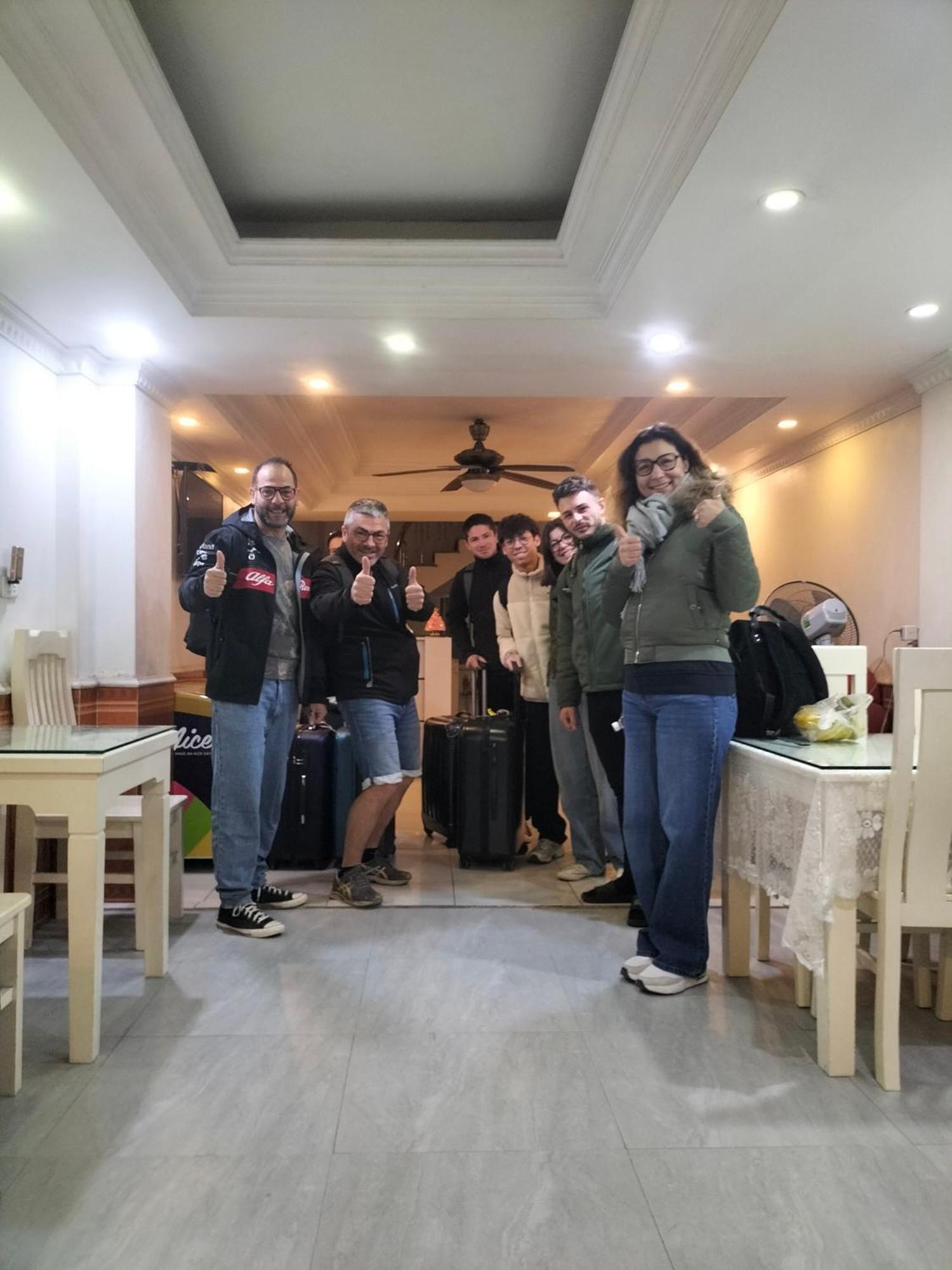 Roma Hotel Noi Bai airport Hanoi Esterno foto