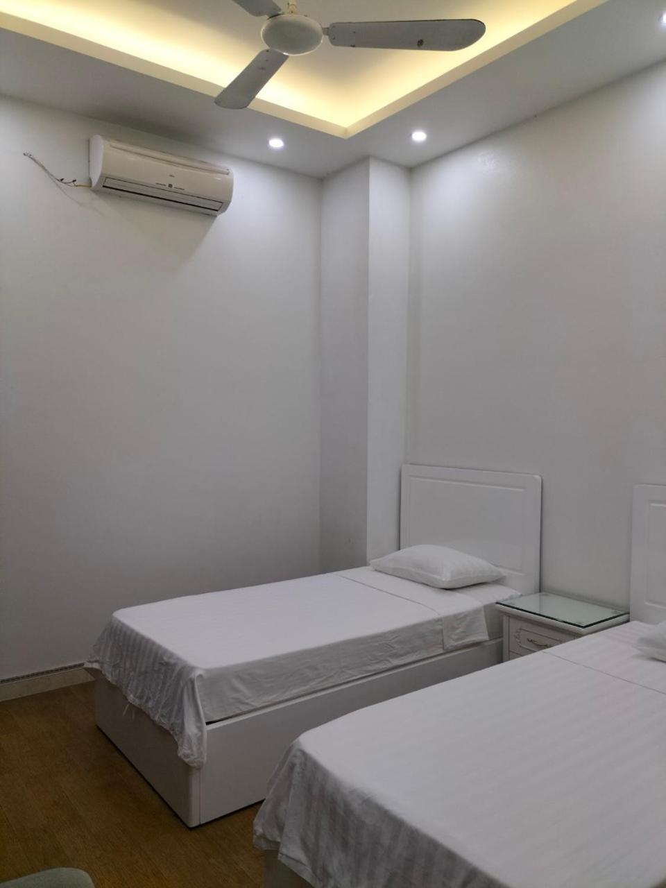 Roma Hotel Noi Bai airport Hanoi Esterno foto