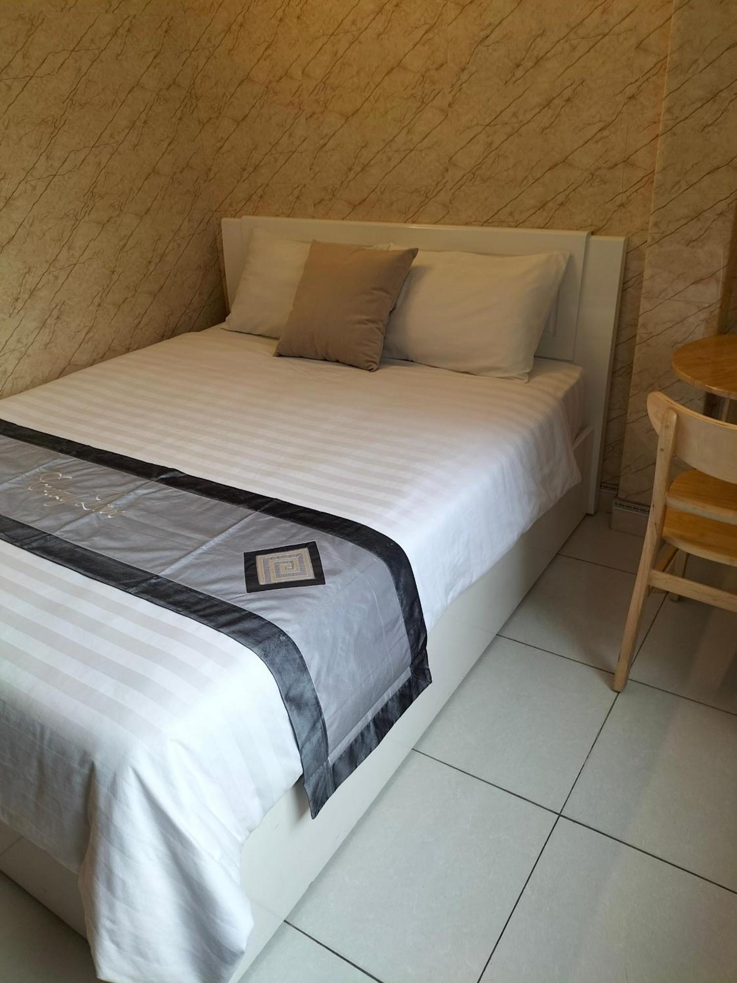 Roma Hotel Noi Bai airport Hanoi Esterno foto